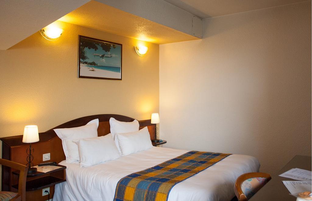 Hotel Air Plus Orly Kamer foto